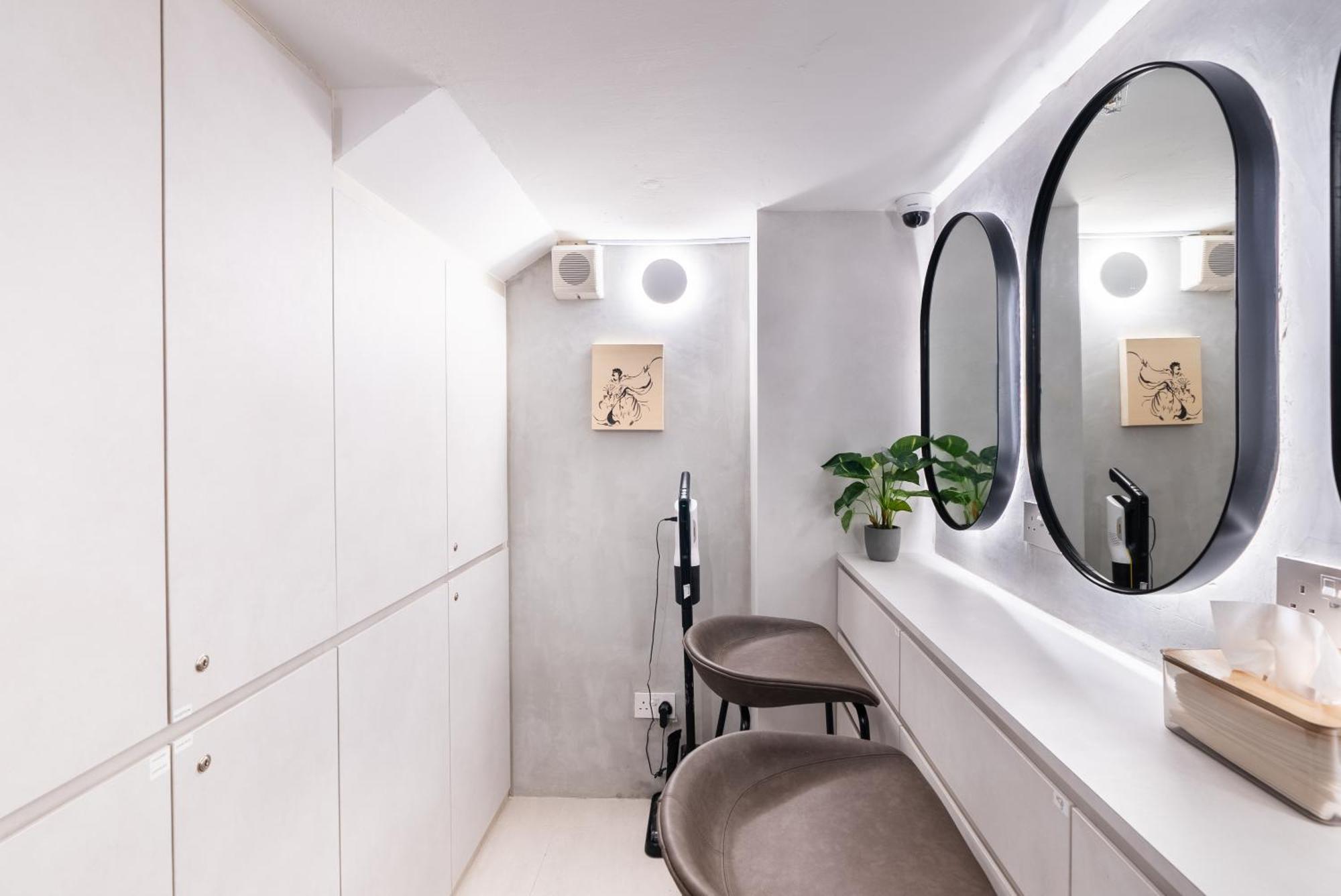 Jyu Capsule Hotel Сингапур Екстериор снимка